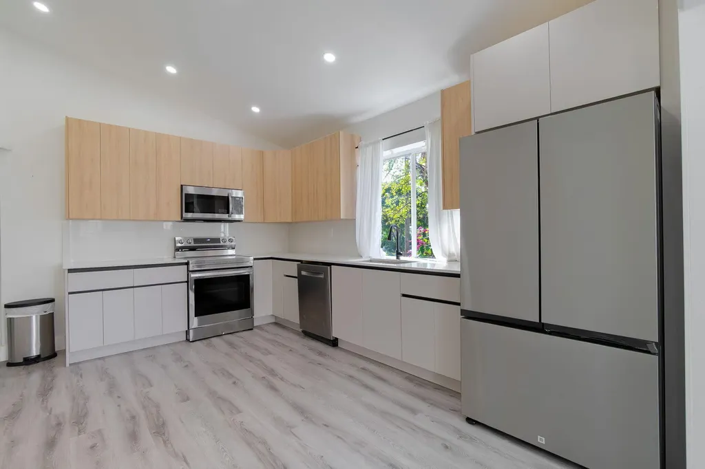 113 SE 8th Avenue Boynton Beach FL 33435