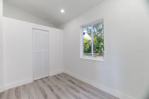 113 SE 8th Avenue Boynton Beach FL 33435