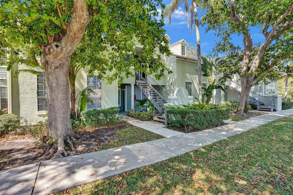 1050 Crystal Way Delray Beach FL 33444