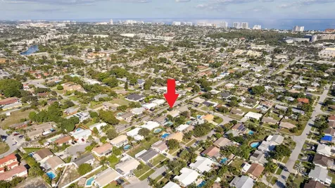 428 SE 2nd Street Deerfield Beach FL 33441