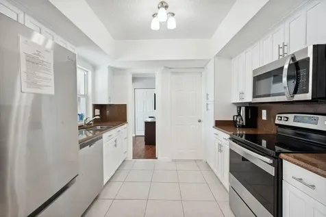 428 SE 2nd Street Deerfield Beach FL 33441