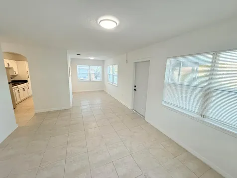 912 SE Tarpon Avenue Stuart FL 34994