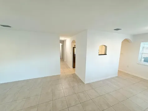 912 SE Tarpon Avenue Stuart FL 34994