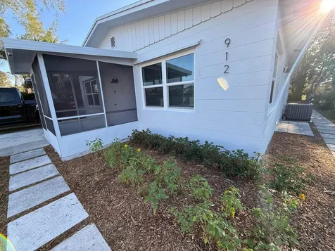 912 SE Tarpon Avenue Stuart FL 34994