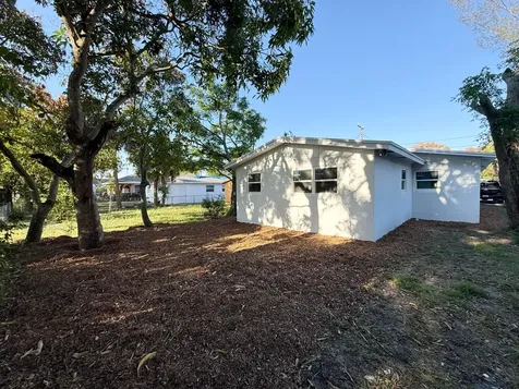 912 SE Tarpon Avenue Stuart FL 34994