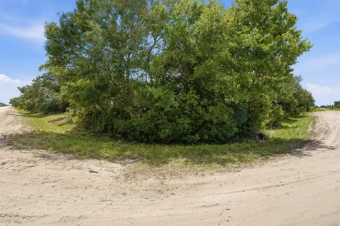 16014 NW 298th Street Okeechobee FL 34972