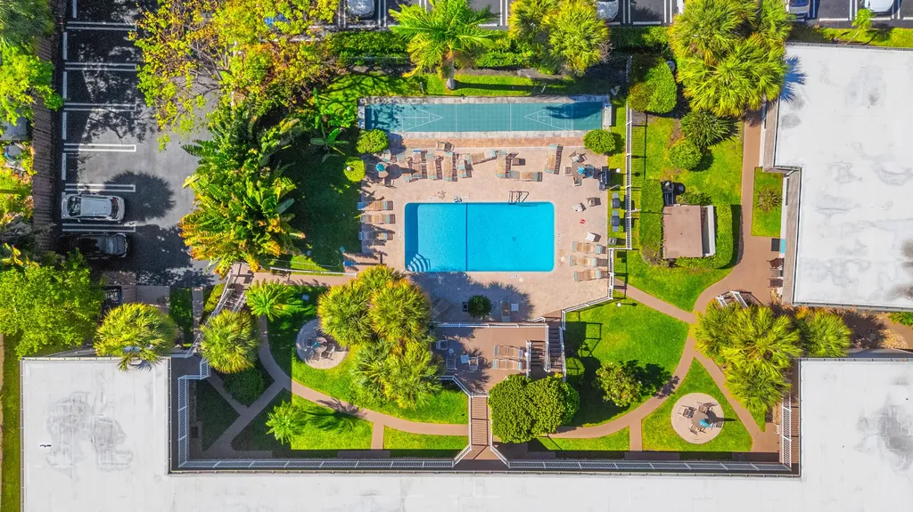 3225 NE 16th Street Pompano Beach FL 33062