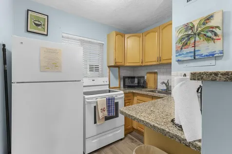 3225 NE 16th Street Pompano Beach FL 33062