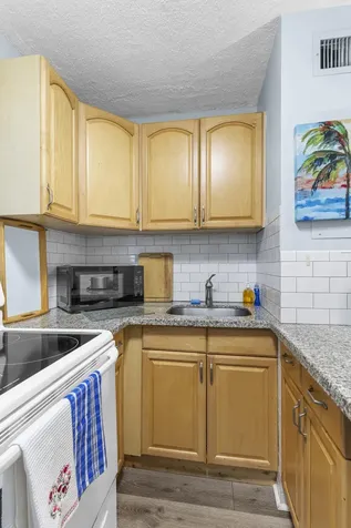 3225 NE 16th Street Pompano Beach FL 33062
