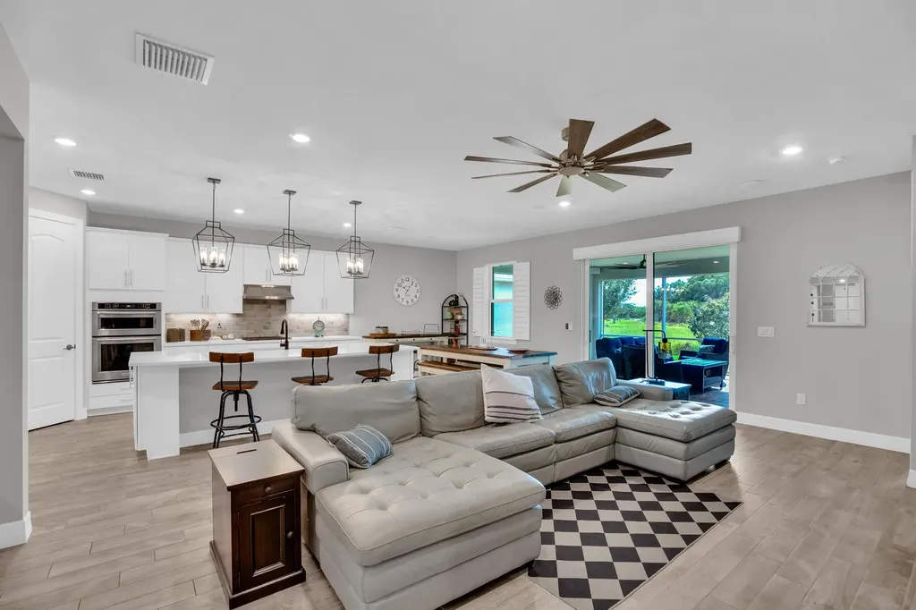 10281 SW Captiva Drive Port St Lucie FL 34987