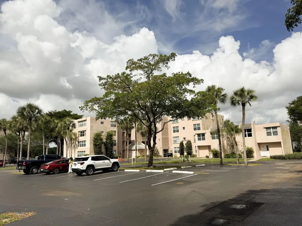 9491 Evergreen Place Davie FL 33324