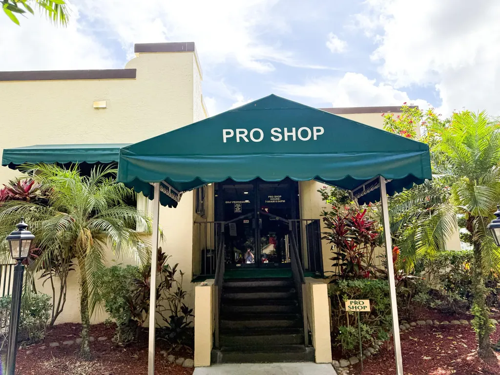 9491 Evergreen Place Davie FL 33324