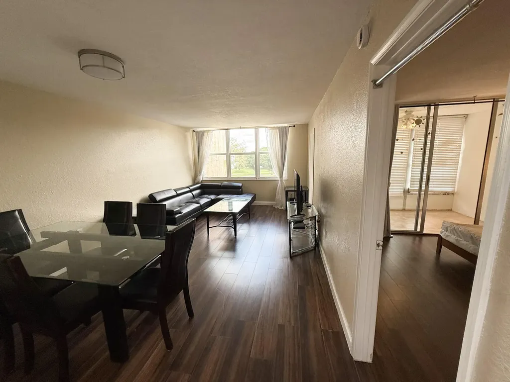 9491 Evergreen Place Davie FL 33324