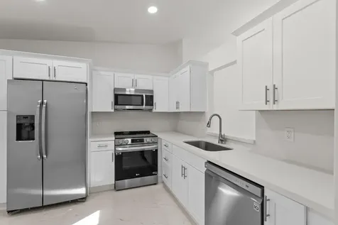 8273 Springtree Road Boca Raton FL 33496