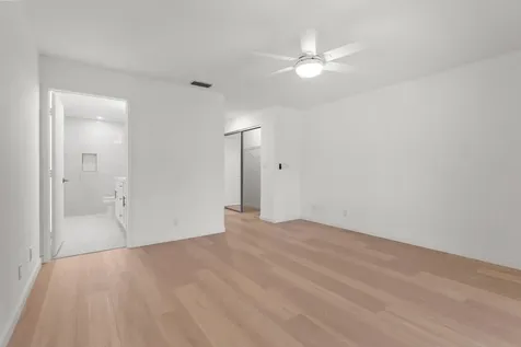 8273 Springtree Road Boca Raton FL 33496