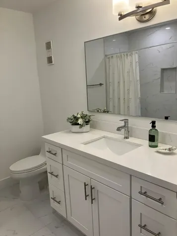 8273 Springtree Road Boca Raton FL 33496