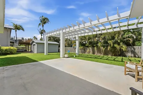 1123 Granada Hutchinson Island FL 34949