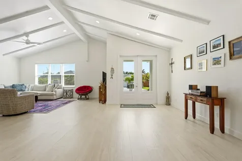1123 Granada Hutchinson Island FL 34949