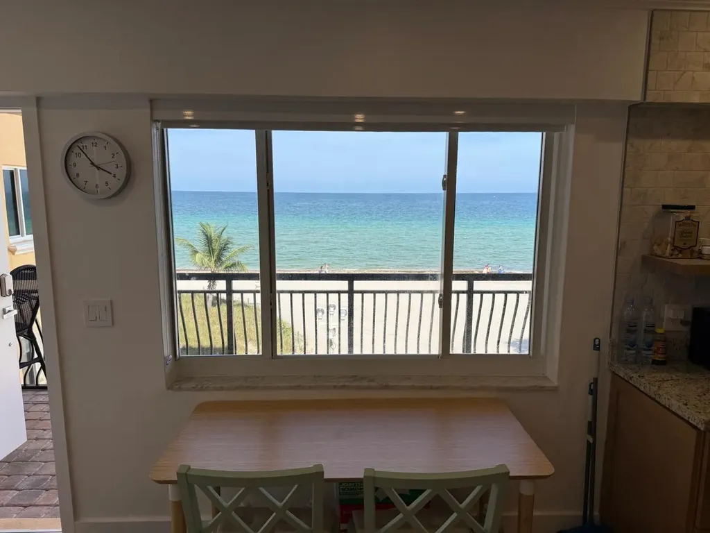 1815 N Surf Road Hollywood FL 33019