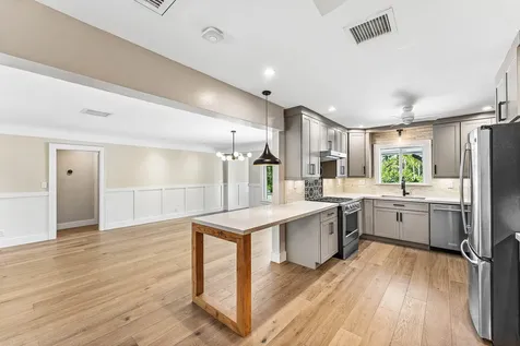 3420 NE 17th Terrace Oakland Park FL 33334