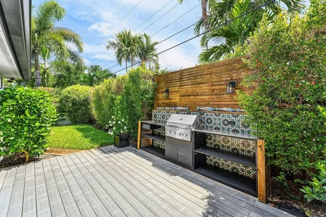 3420 NE 17th Terrace Oakland Park FL 33334
