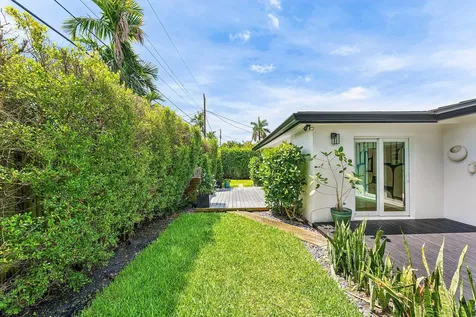 3420 NE 17th Terrace Oakland Park FL 33334