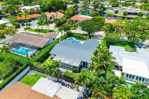 3420 NE 17th Terrace Oakland Park FL 33334