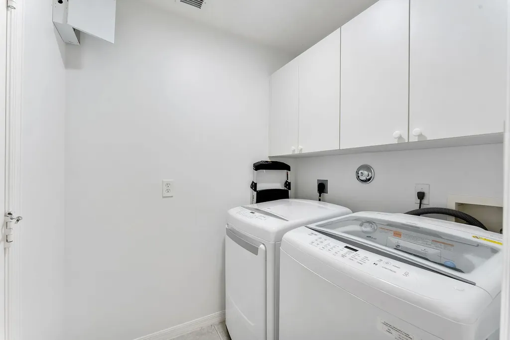 6887 Viale Elizabeth Delray Beach FL 33446