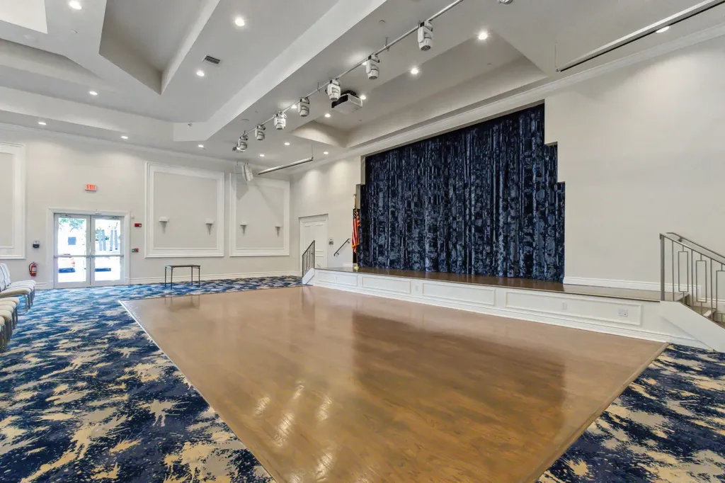6887 Viale Elizabeth Delray Beach FL 33446