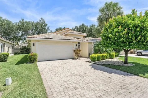 6887 Viale Elizabeth Delray Beach FL 33446