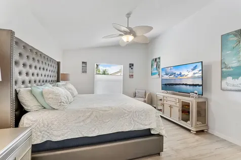6887 Viale Elizabeth Delray Beach FL 33446