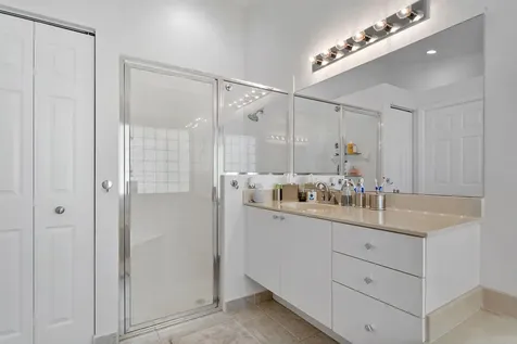 6887 Viale Elizabeth Delray Beach FL 33446