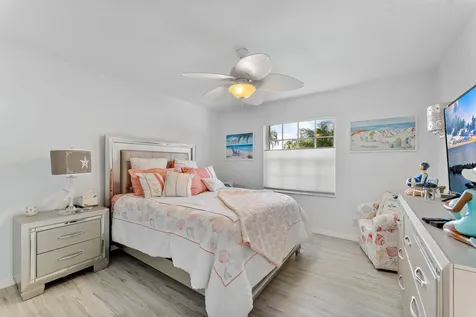 6887 Viale Elizabeth Delray Beach FL 33446