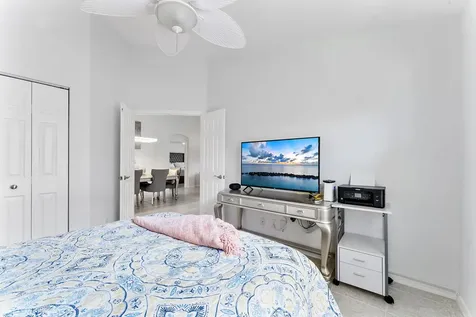 6887 Viale Elizabeth Delray Beach FL 33446