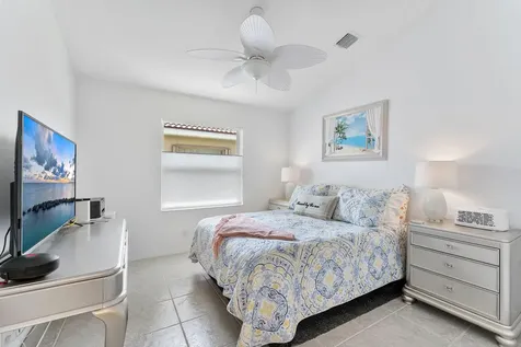 6887 Viale Elizabeth Delray Beach FL 33446