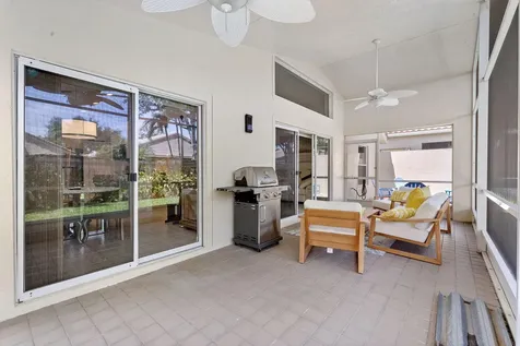 6887 Viale Elizabeth Delray Beach FL 33446