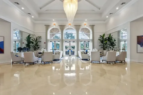 6887 Viale Elizabeth Delray Beach FL 33446