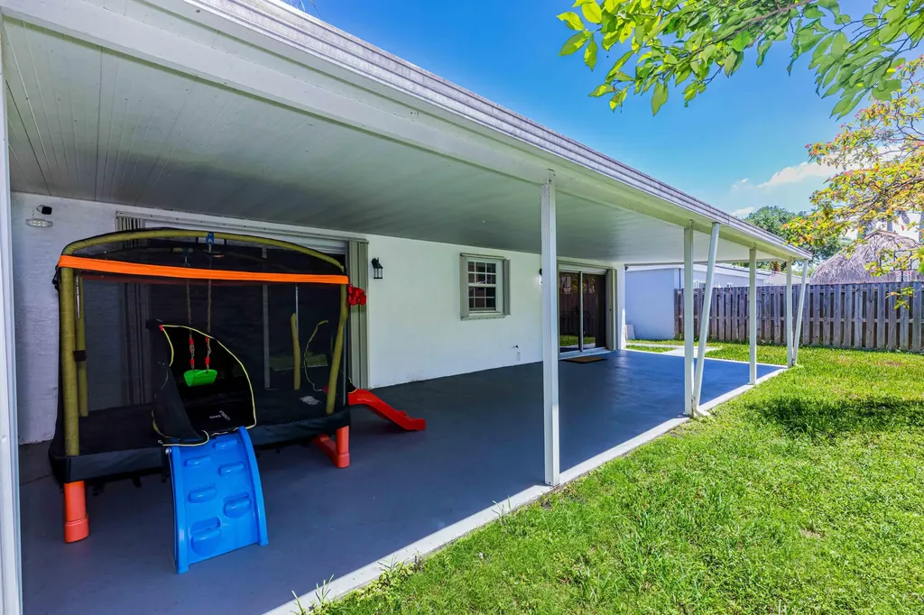 9058 NW 192nd Terrace Miami Lakes FL 33018