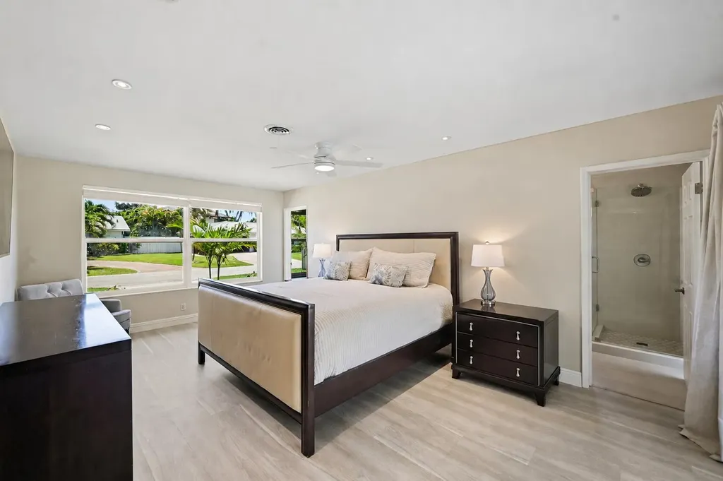 4111 NE 26th Terrace Lighthouse Point FL 33064