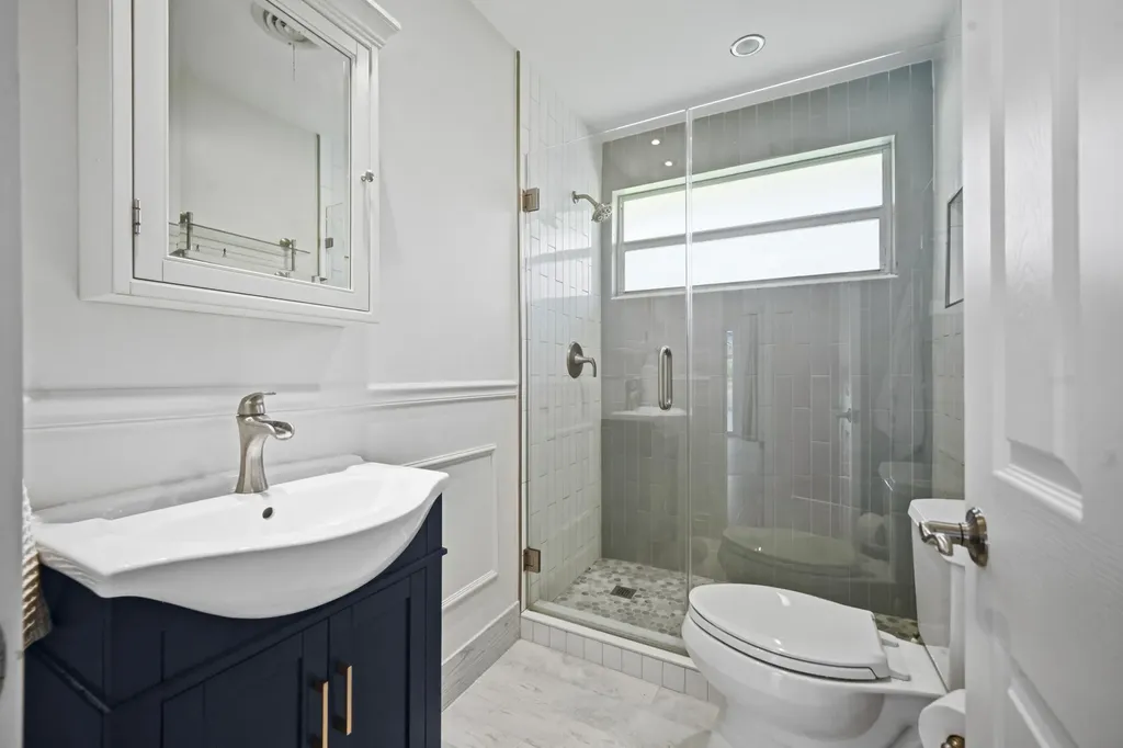 4111 NE 26th Terrace Lighthouse Point FL 33064