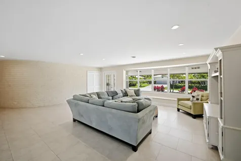 4111 NE 26th Terrace Lighthouse Point FL 33064