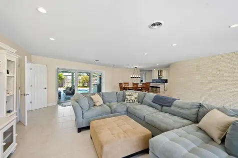 4111 NE 26th Terrace Lighthouse Point FL 33064