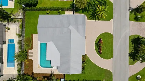 4111 NE 26th Terrace Lighthouse Point FL 33064