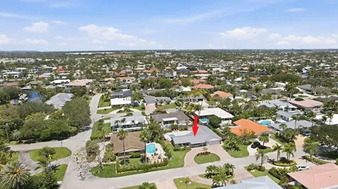 4111 NE 26th Terrace Lighthouse Point FL 33064
