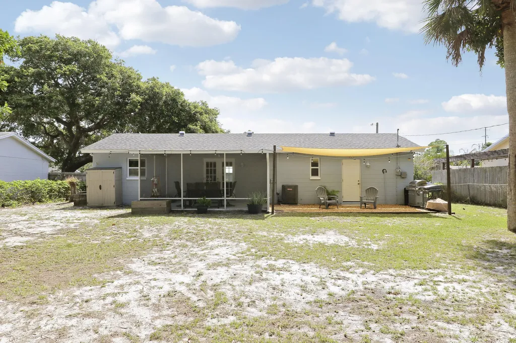 1625 40th Avenue Vero Beach FL 32960