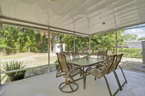 1625 40th Avenue Vero Beach FL 32960