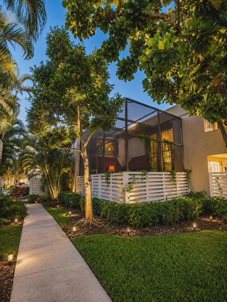 535 NW 98th Avenue Plantation FL 33324
