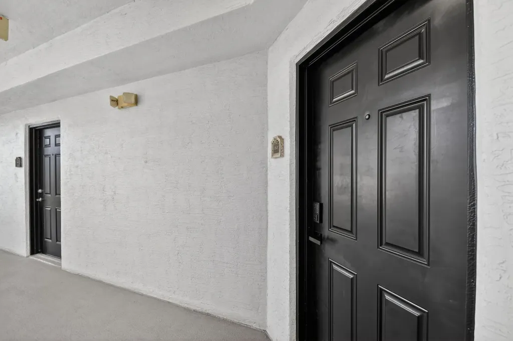 1660 Renaissance Commons Boulevard Boynton Beach FL 33426