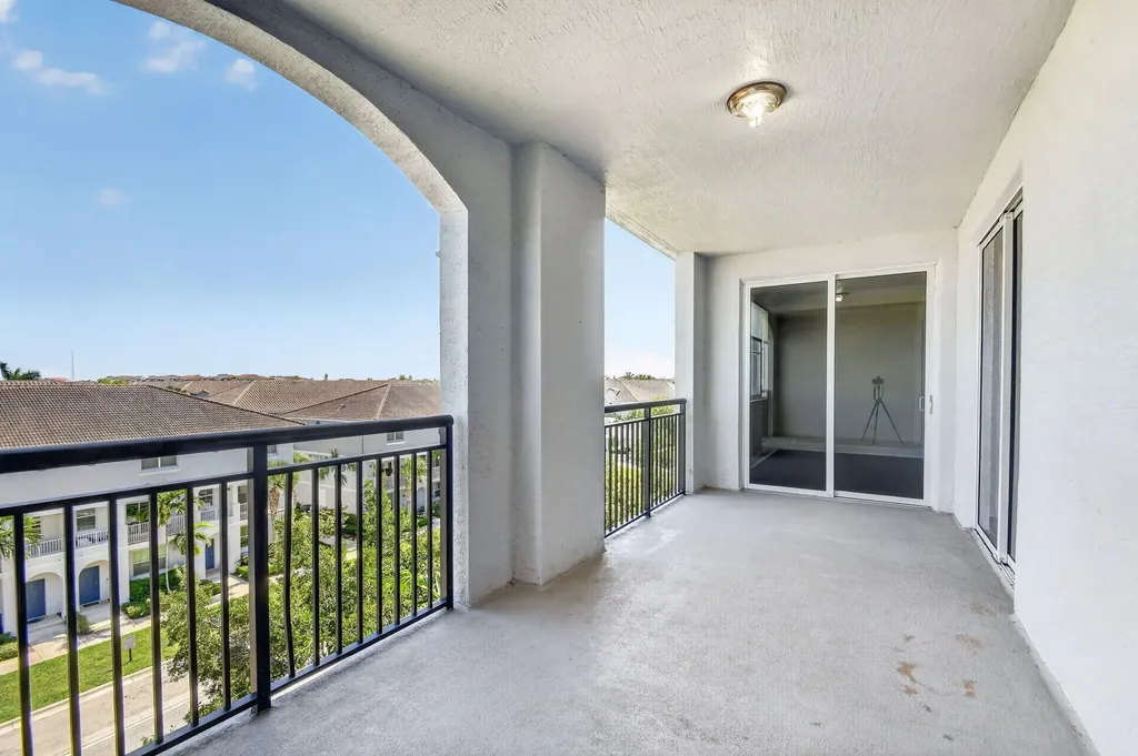 1660 Renaissance Commons Boulevard Boynton Beach FL 33426