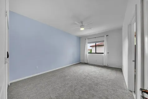 4208 N Dixie Highway Oakland Park FL 33334